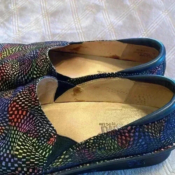 Algeria Deb-777 Size 40 or 9.5/10US Rainbow Slip on Clogs Nursing Shoe. - Picture 6 of 10